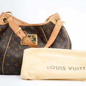 Louis Vuitton Galliera PM Monogram Canvas Hobo Shoulder Bag